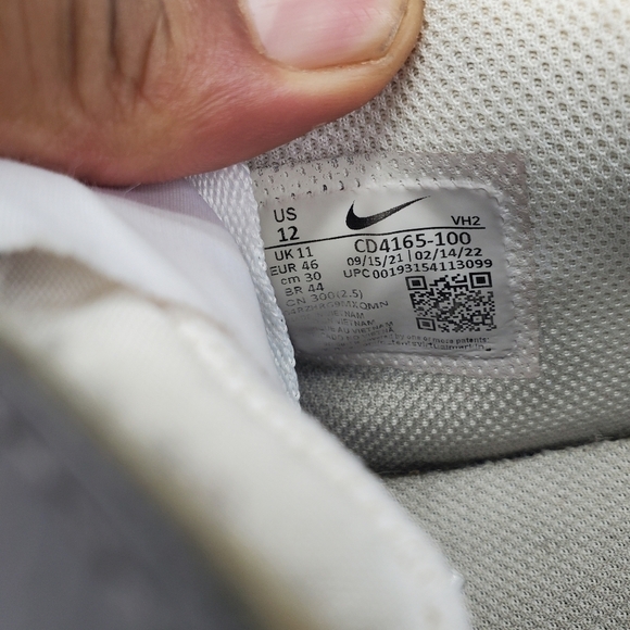 Nike Shoe Men's 12 Air Max Excee Sneakers CD4165-100 White & Black - Picture 3 of 16